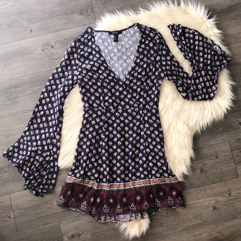 Forever 21 Boho Bell Sleeve Fit and Flare LS Dress